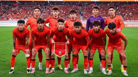 曼联惊险扳平！鲍恩头槌险失，马加萨神补刀，西汉姆联1-1绝平曼联